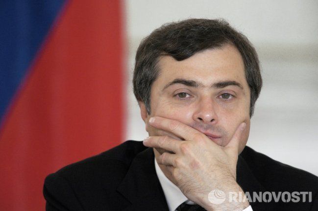 Отставка Суркова: заместитель Медведева ушел после критики Путина Отставка Суркова: заместитель Медведева ушел после критики Путина